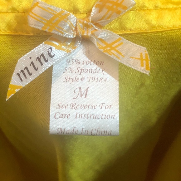 Canary yellow stretch dress tee,M - Picture 3 of 5
